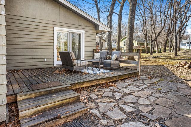 6859 Yuma Drive, Chanhassen, MN 55317