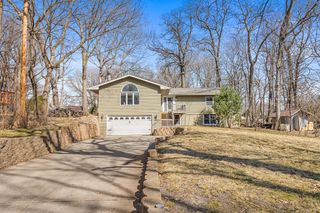6859 Yuma Drive, Chanhassen, MN 55317