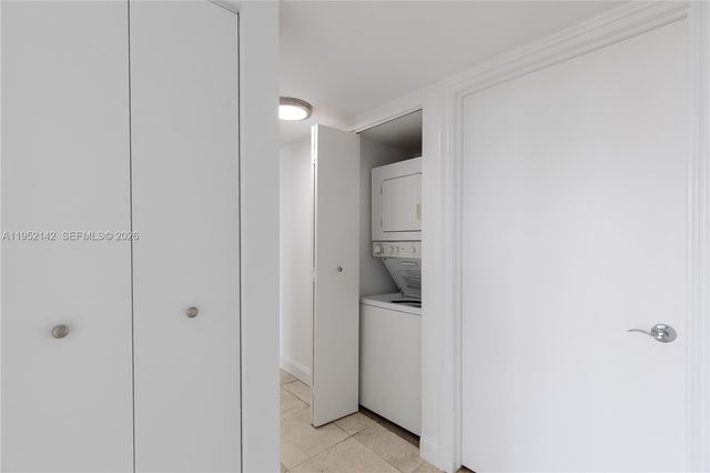 1621 BAY RD 604, Miami Beach, FL 33139