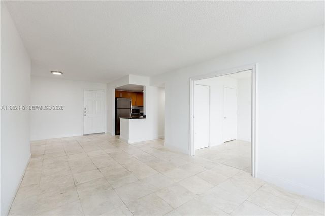 1621 BAY RD 604, Miami Beach, FL 33139