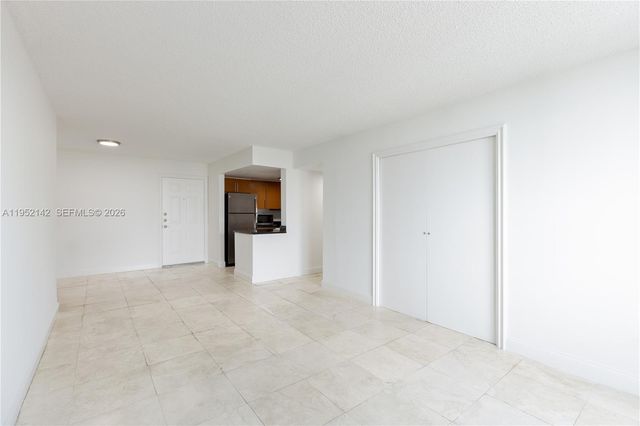 1621 BAY RD 604, Miami Beach, FL 33139