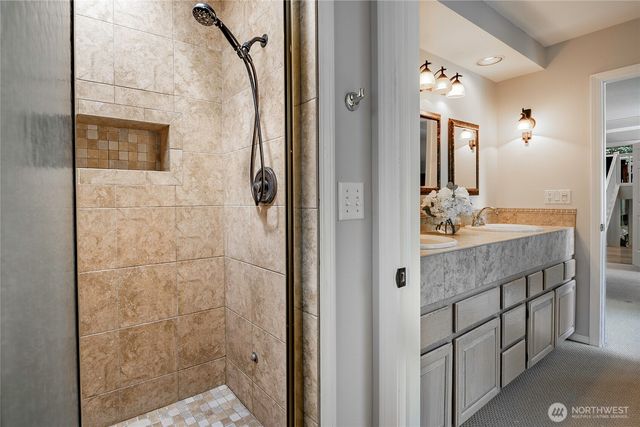 8850 Bald Eagle Drive, Blaine, WA 98230