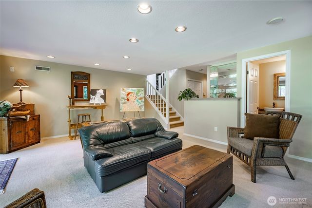 8850 Bald Eagle Drive, Blaine, WA 98230