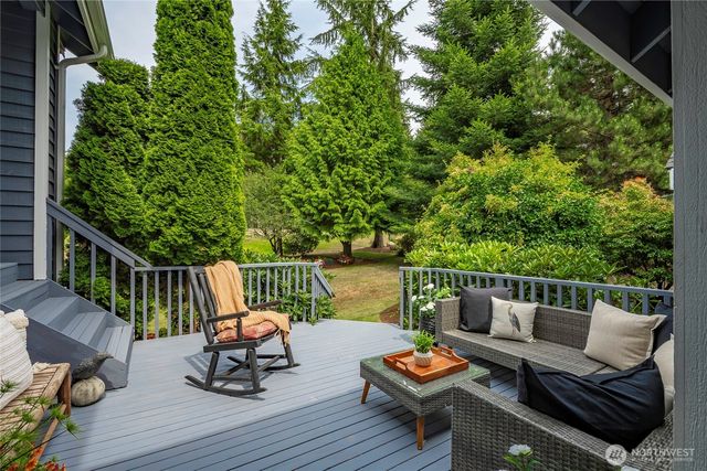 8850 Bald Eagle Drive, Blaine, WA 98230
