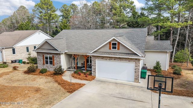 220 Sugar Pine Drive, Pinehurst, NC 28374