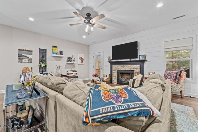 220 Sugar Pine Drive, Pinehurst, NC 28374