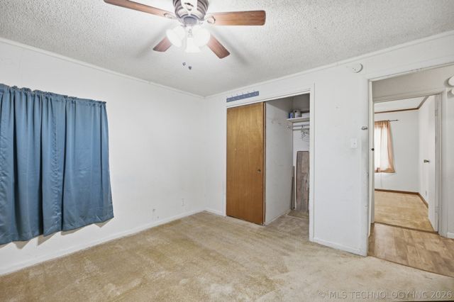 1122 S Xanthus Place, Tulsa, OK 74104