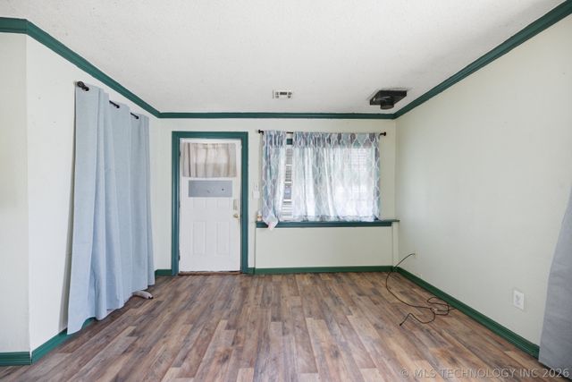 1122 S Xanthus Place, Tulsa, OK 74104