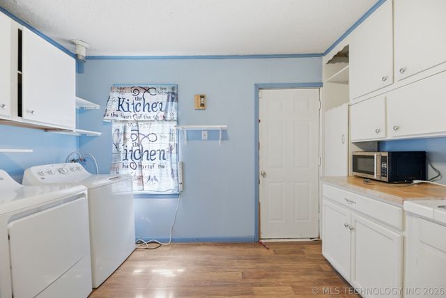 1122 S Xanthus Place, Tulsa, OK 74104