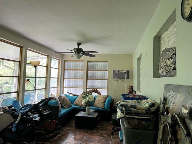 915 Riverwood Lane, Jupiter, FL 33458