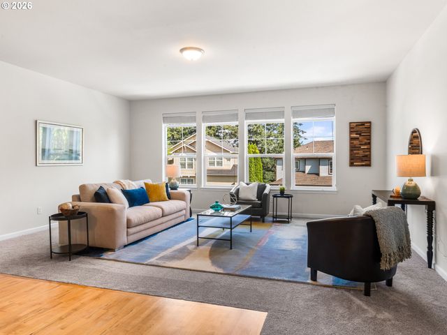15900 Sw SNOWY OWL Ln, Beaverton, OR 97007