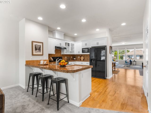 15900 Sw SNOWY OWL Ln, Beaverton, OR 97007