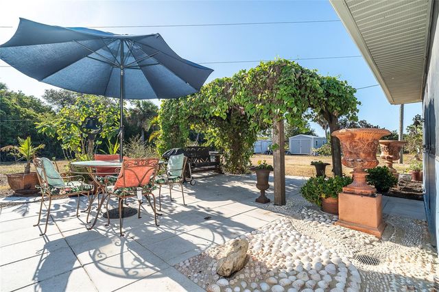 896 CLEARVIEW DRIVE, Port Charlotte, FL 33953