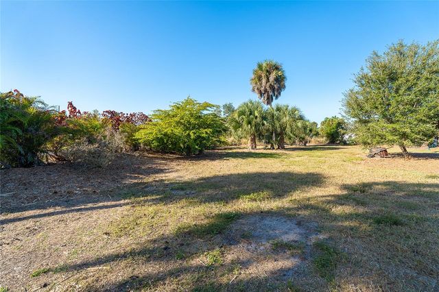 896 CLEARVIEW DRIVE, Port Charlotte, FL 33953