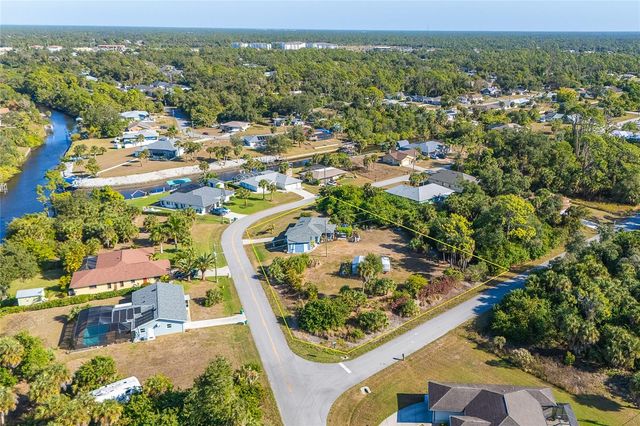 896 CLEARVIEW DRIVE, Port Charlotte, FL 33953