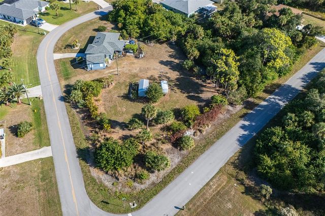 896 CLEARVIEW DRIVE, Port Charlotte, FL 33953