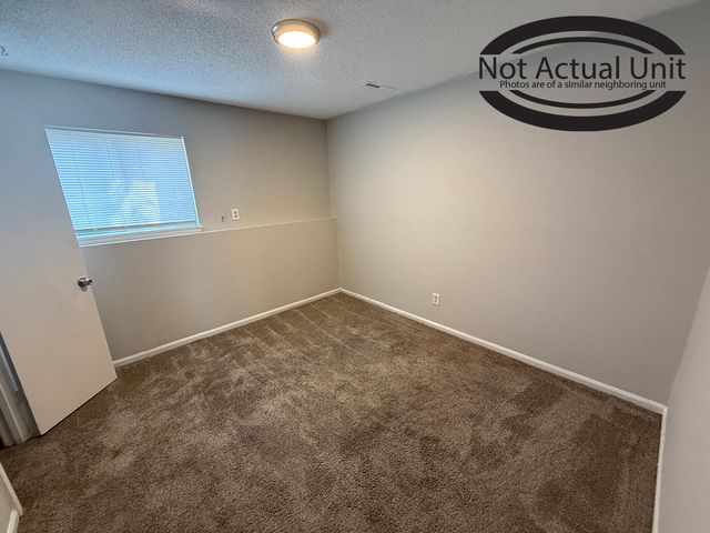 7305 N MOBERLY DR C, Columbia, MO 65202