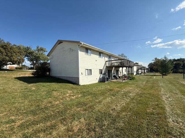 7305 N MOBERLY DR C, Columbia, MO 65202