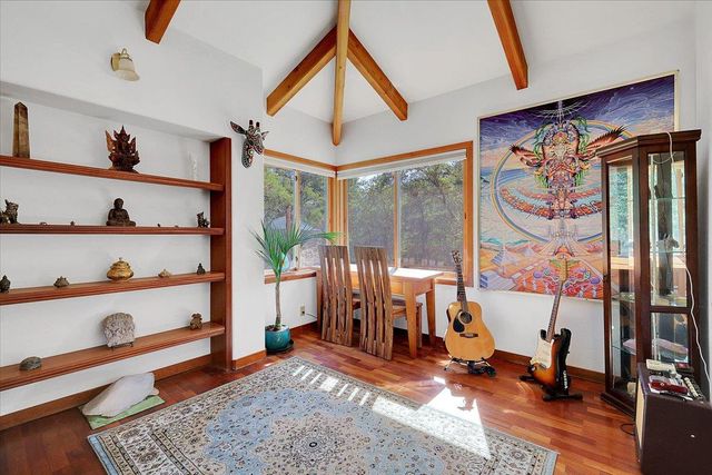19077 Sanctuary Rd, Penn Valley, CA 95946