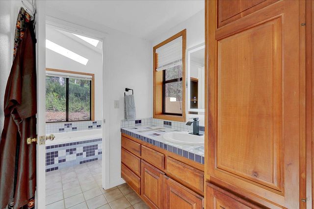 19077 Sanctuary Rd, Penn Valley, CA 95946