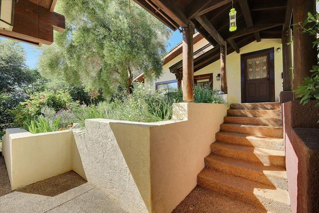 19077 Sanctuary Rd, Penn Valley, CA 95946