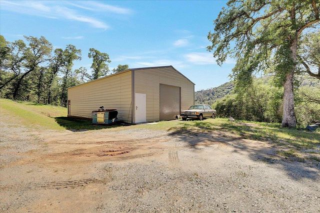 19077 Sanctuary Rd, Penn Valley, CA 95946