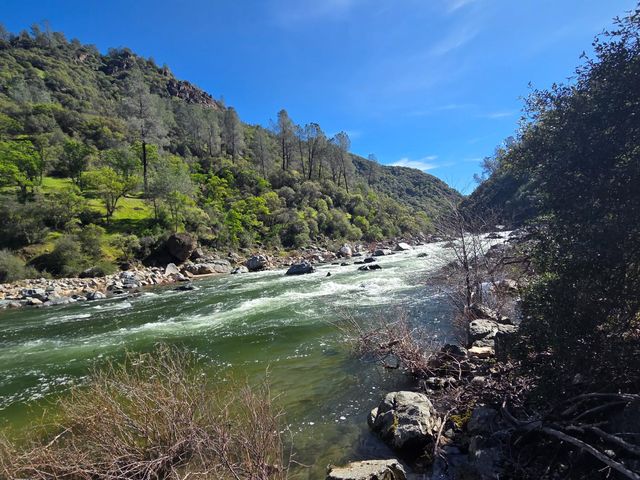 19077 Sanctuary Rd, Penn Valley, CA 95946