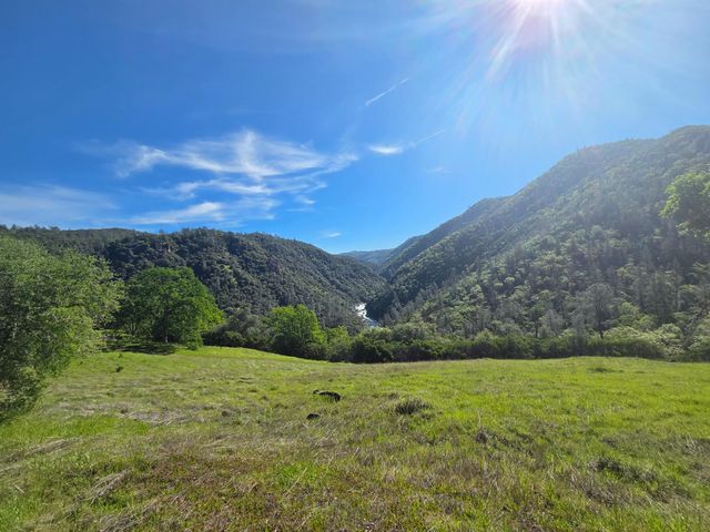 19077 Sanctuary Rd, Penn Valley, CA 95946