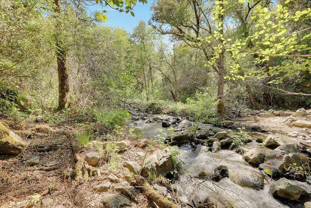 19077 Sanctuary Rd, Penn Valley, CA 95946
