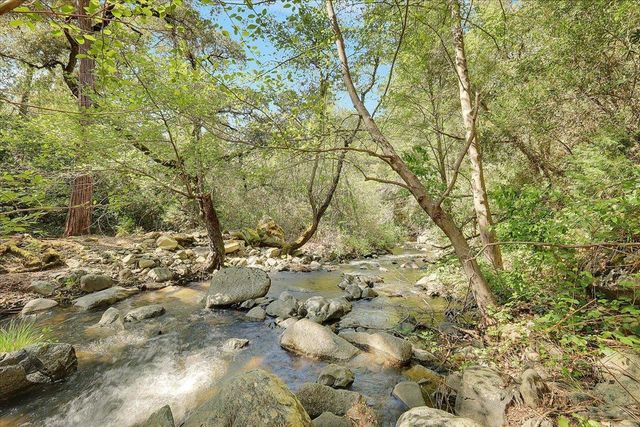 19077 Sanctuary Rd, Penn Valley, CA 95946