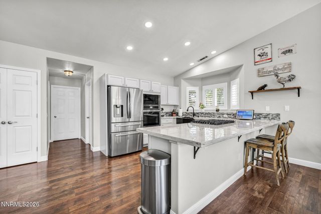 1778 Bougainvillea Drive, Minden, NV 89423