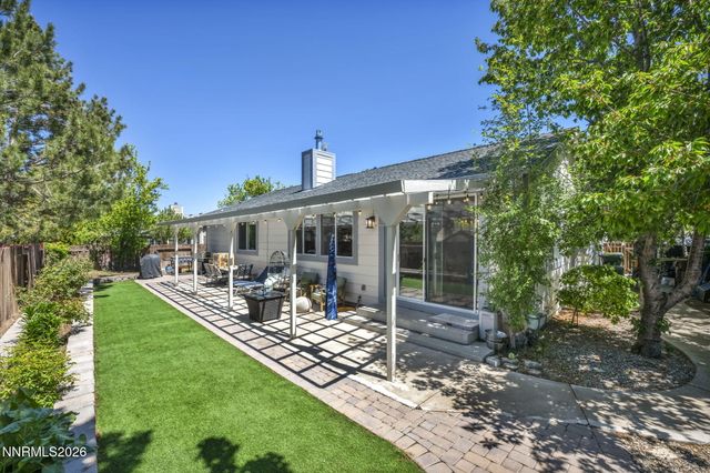 1778 Bougainvillea Drive, Minden, NV 89423