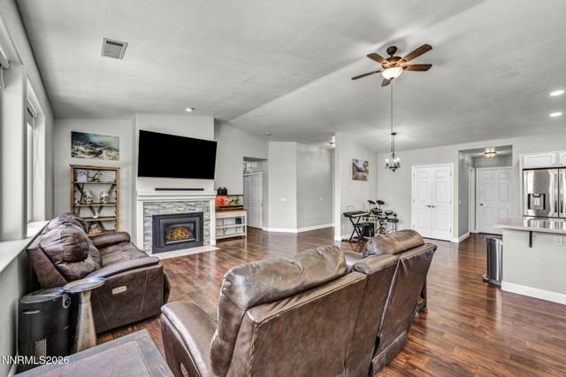 1778 Bougainvillea Drive, Minden, NV 89423