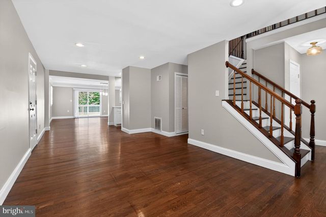 1819 ANDERSON RD, Falls Church, VA 22043