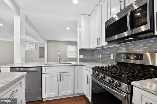 1819 ANDERSON RD, Falls Church, VA 22043