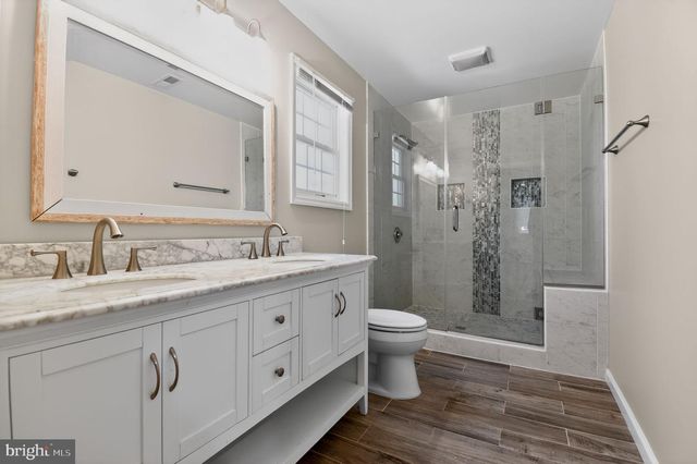 1819 ANDERSON RD, Falls Church, VA 22043