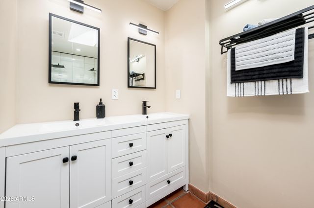 7727 E Bonita Drive, Scottsdale, AZ 85250