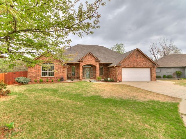 10801 NW 118th Place, Yukon, OK 73099