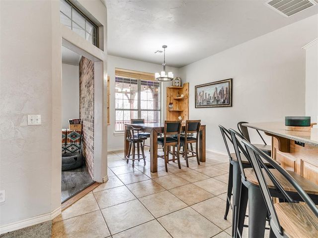 10801 NW 118th Place, Yukon, OK 73099