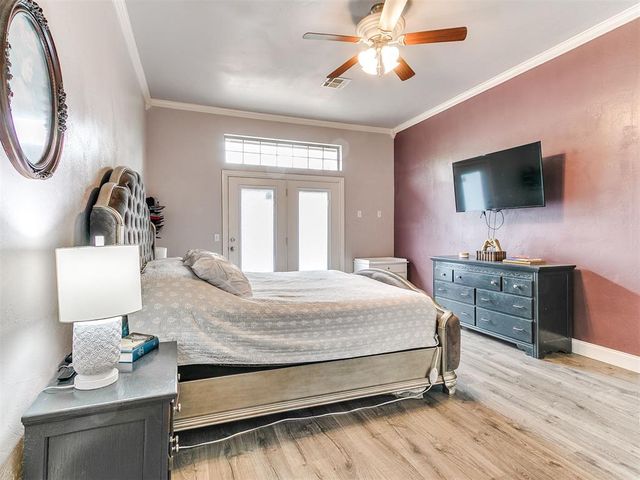 10801 NW 118th Place, Yukon, OK 73099