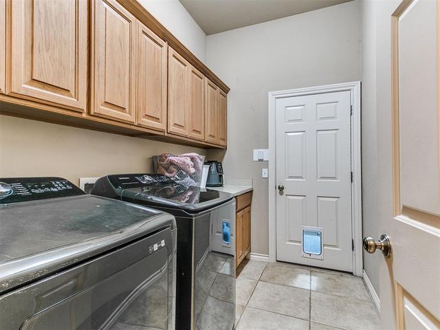 10801 NW 118th Place, Yukon, OK 73099