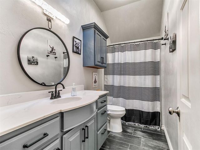 10801 NW 118th Place, Yukon, OK 73099