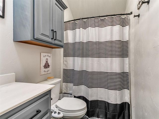 10801 NW 118th Place, Yukon, OK 73099