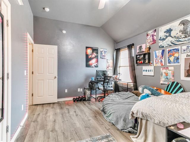 10801 NW 118th Place, Yukon, OK 73099