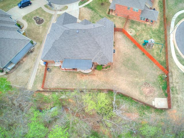 10801 NW 118th Place, Yukon, OK 73099