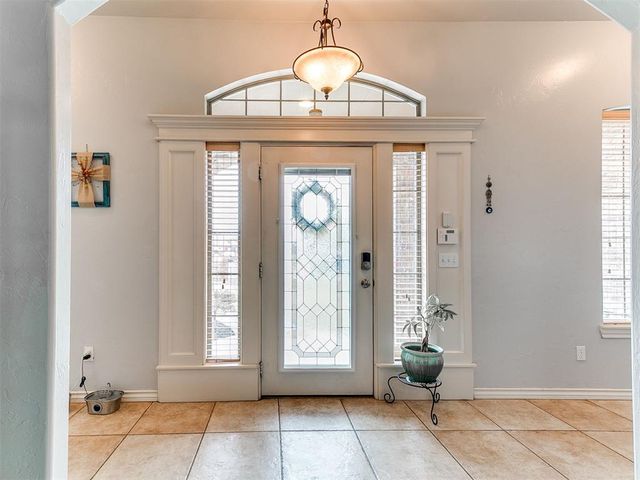 10801 NW 118th Place, Yukon, OK 73099