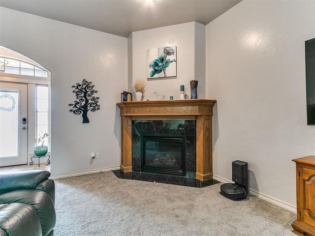 10801 NW 118th Place, Yukon, OK 73099