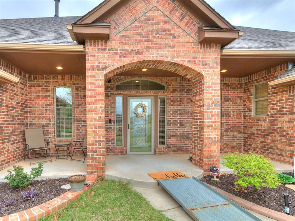 10801 NW 118th Place, Yukon, OK 73099