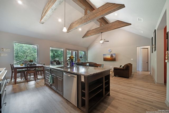 1014 Bridlewood, New Braunfels, TX 78132