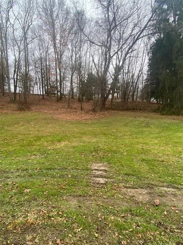 000 Woodham Rd, Sewickley, PA 15143